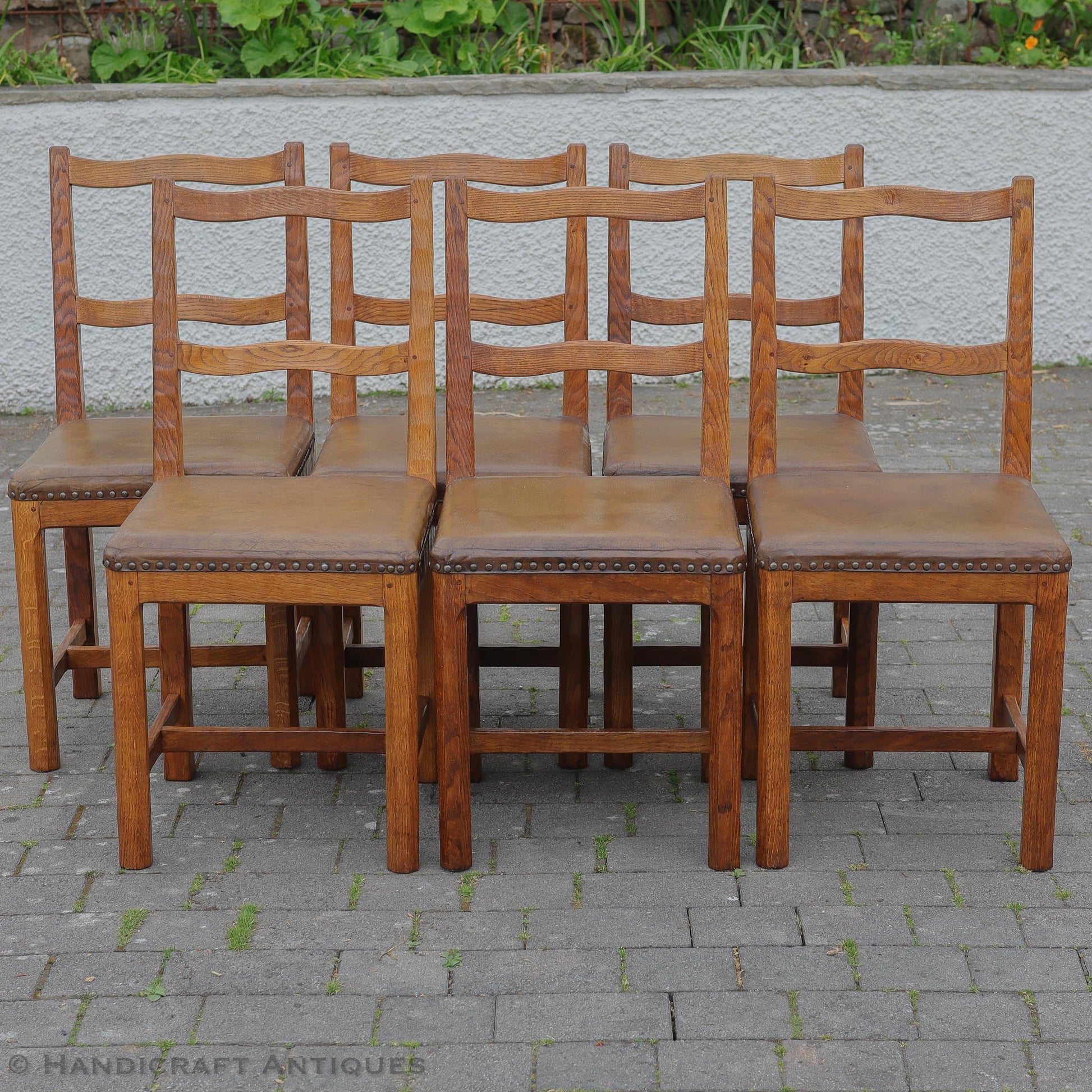 Derek 'Lizardman' Slater Arts & Crafts Yorkshire School English Oak Chair c. 1970.