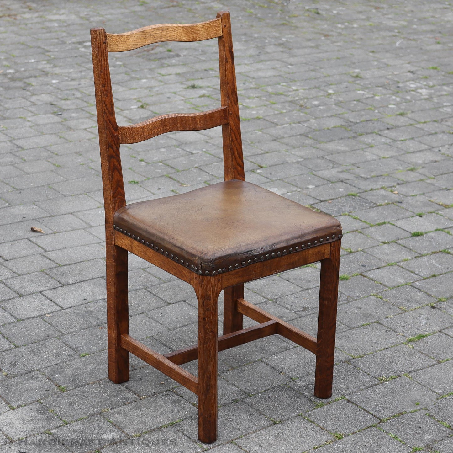 Derek 'Lizardman' Slater Arts & Crafts Yorkshire School English Oak Chair c. 1970.