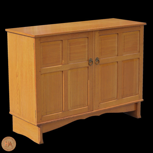 Heal and Son [Ambrose Heal] Arts & Crafts Cotswold School English Oak Sideboard