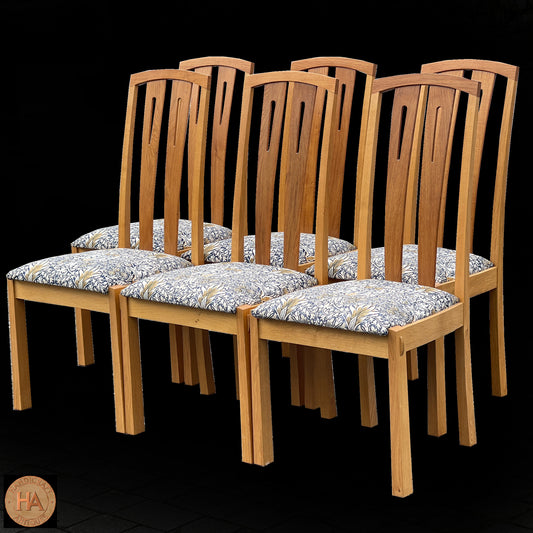 Set of 6 Robin Furlong Furniture Arts & Crafts Cotswold School English Oak Chairs