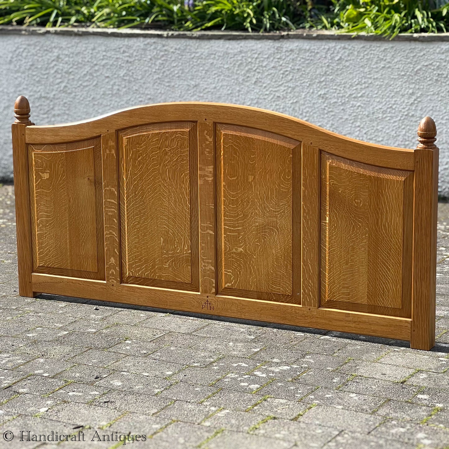 Peter Hall of Staveley Arts & Crafts Lakes School Oak King Size Headboard