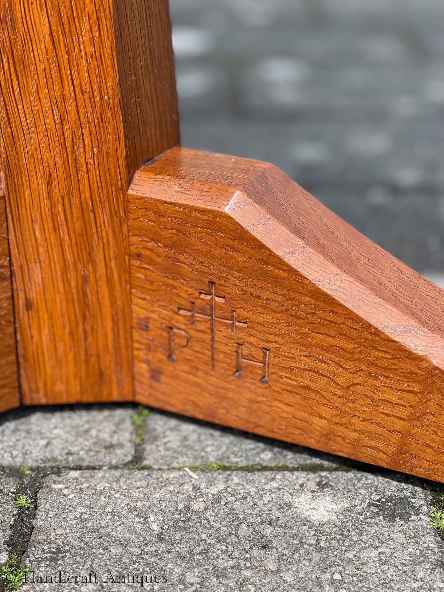 Peter Hall of Staveley Arts & Crafts Lakes School English Oak Breakfast Table