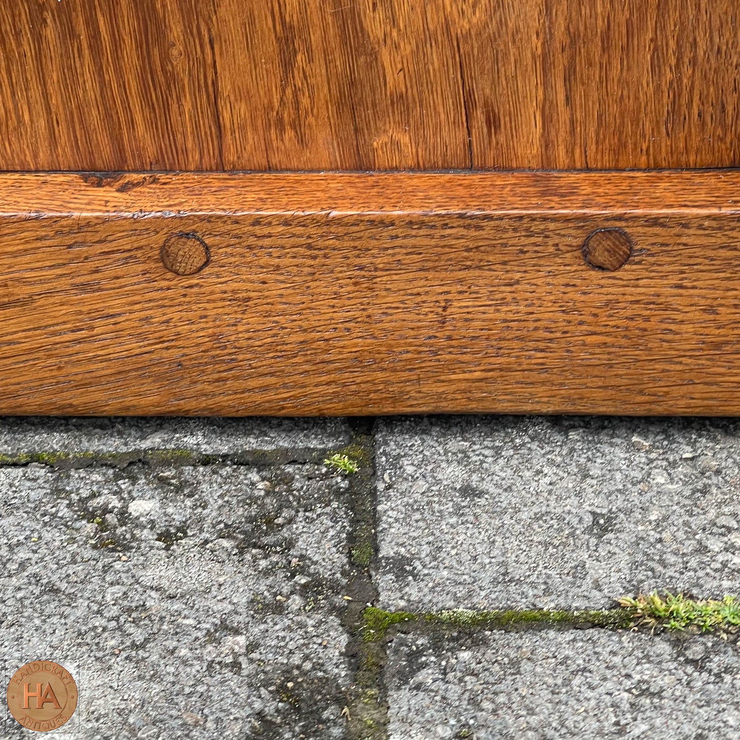 Robert 'Kingpost' Ingham Arts & Crafts Yorkshire School English Oak Dining Table c. 1970.