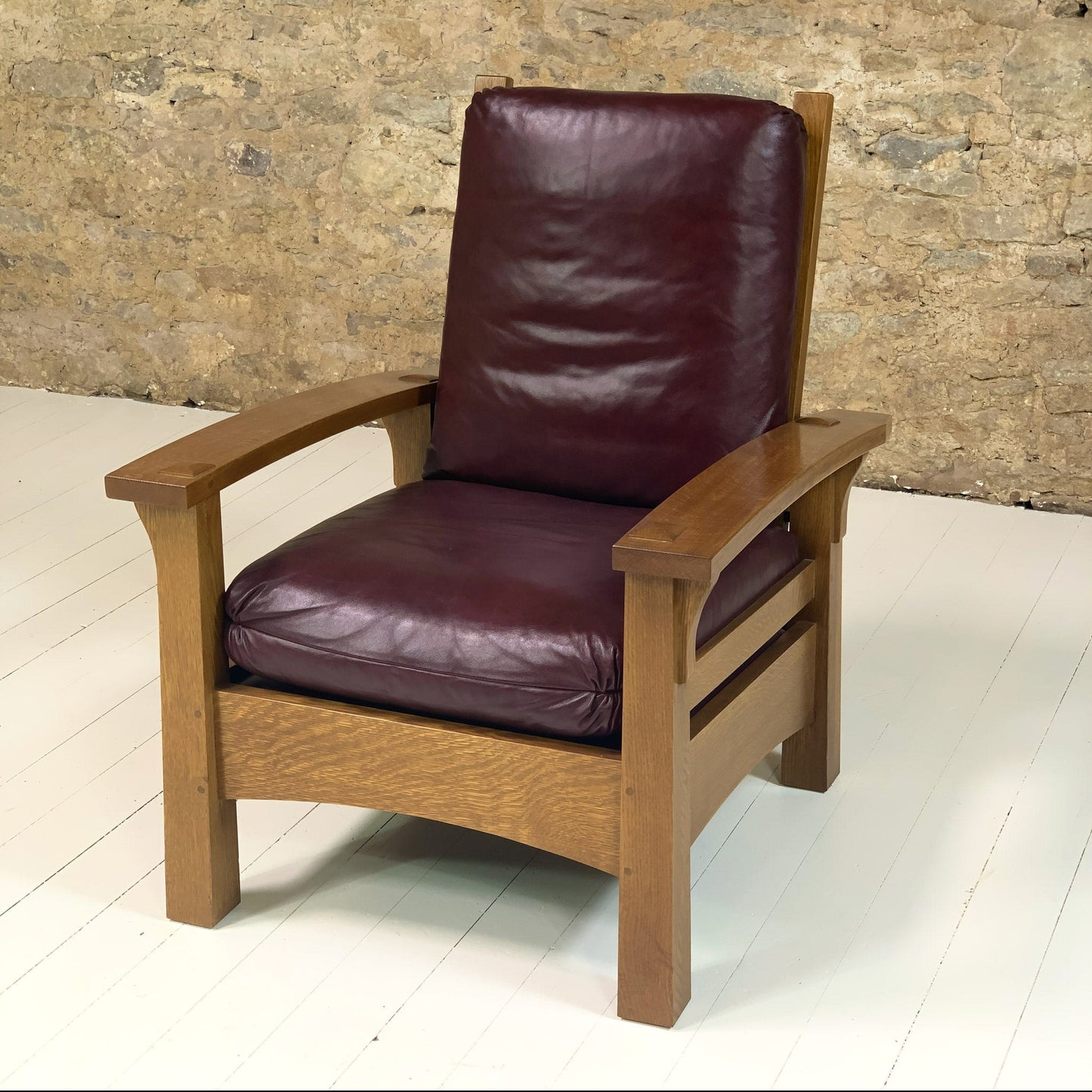 Stickley Furniture Arts & Crafts Mission School Morris Gus Bow Arm Oak Armchair