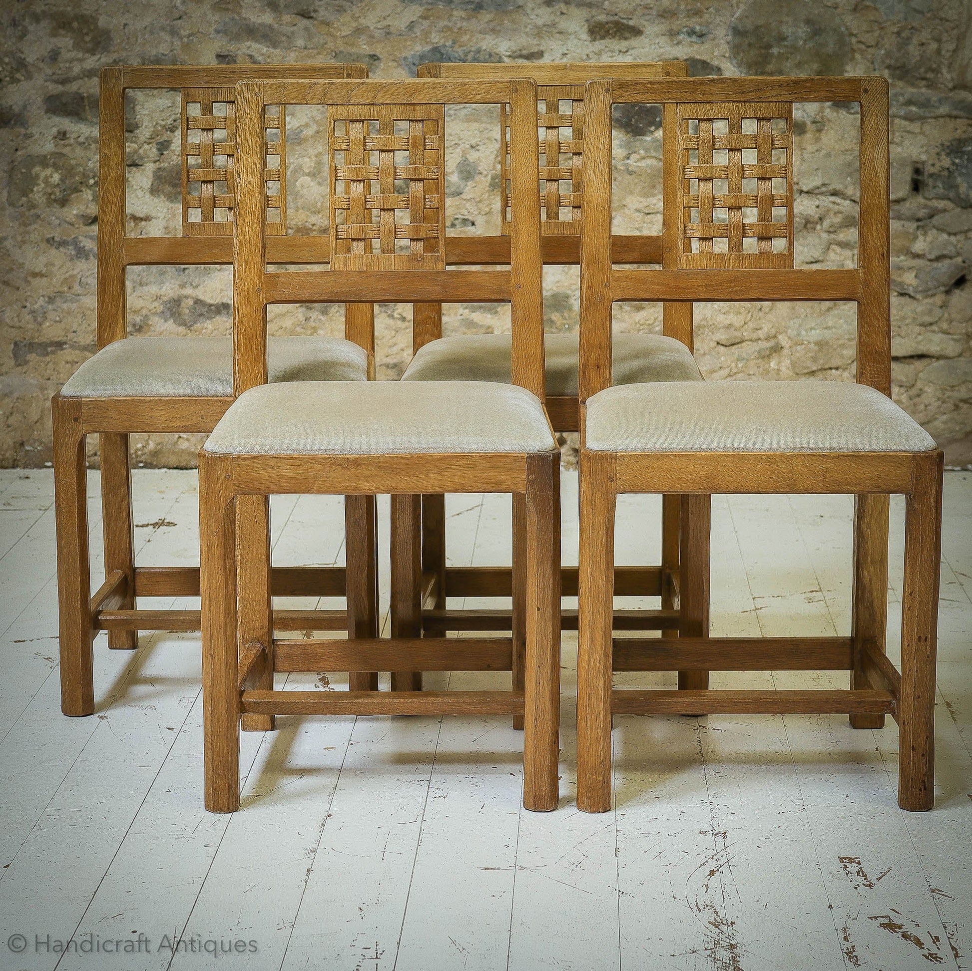 Set of 4 Derek 'Lizardman' Slater Arts & Crafts Yorkshire School Oak Chairs
