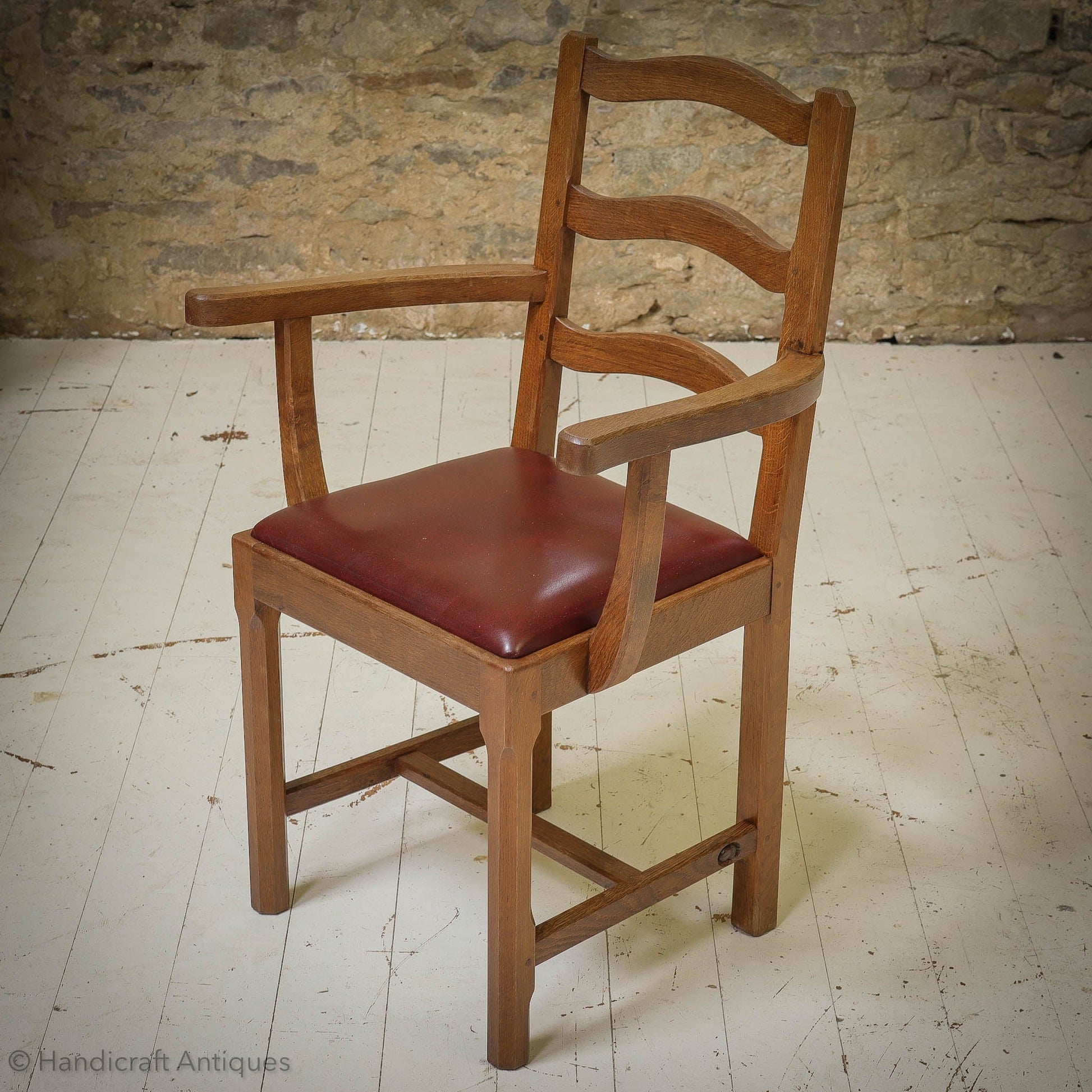 Set of 8 Acornman (Ex-Mouseman) Arts & Crafts Yorkshire School Oak Chairs