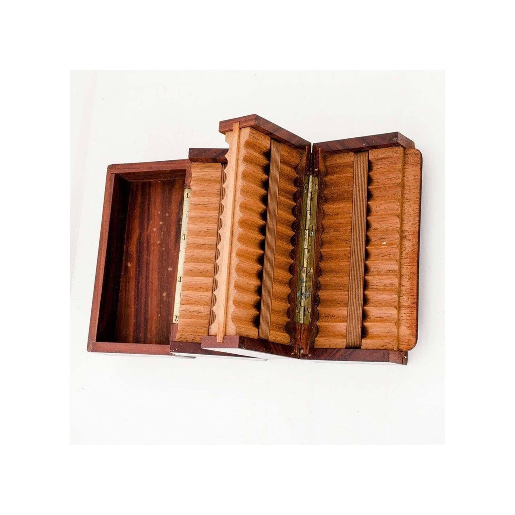 Arthur W Simpson (The Handicrafts, Kendal) Arthur W. Simpson Mahogany Cigarette Box