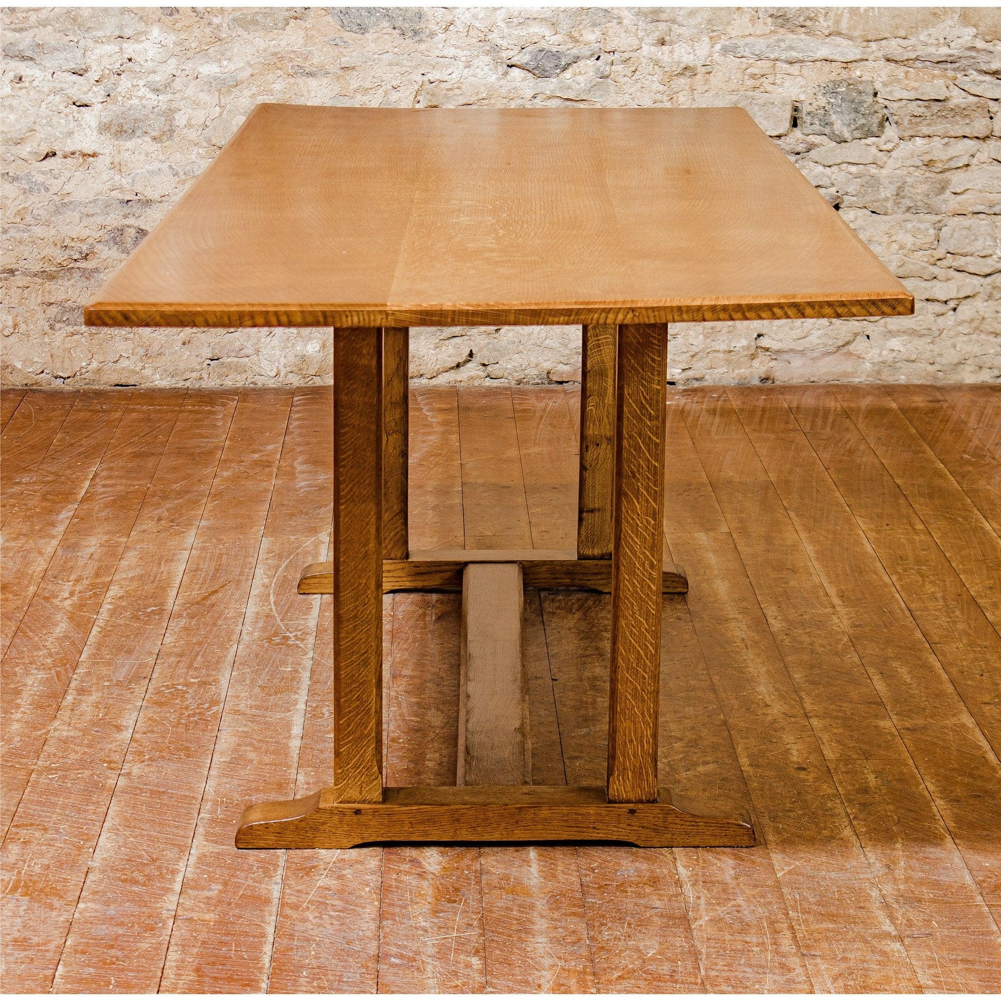 Reynolds of Ludlow Arts & Crafts Cotswold School English Oak Dining Table c 1950